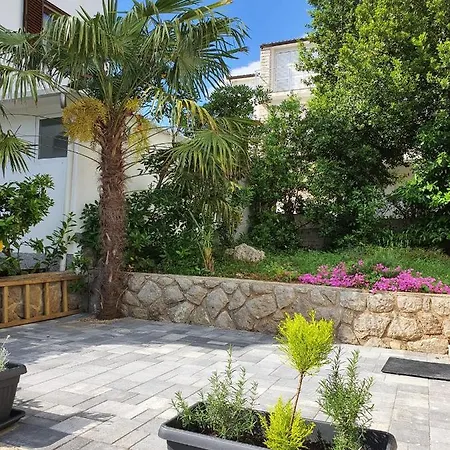 Beleca Krk - Rest & Sea Апартаменты *