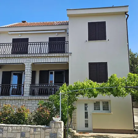 Beleca Krk - Rest & Sea Apartman